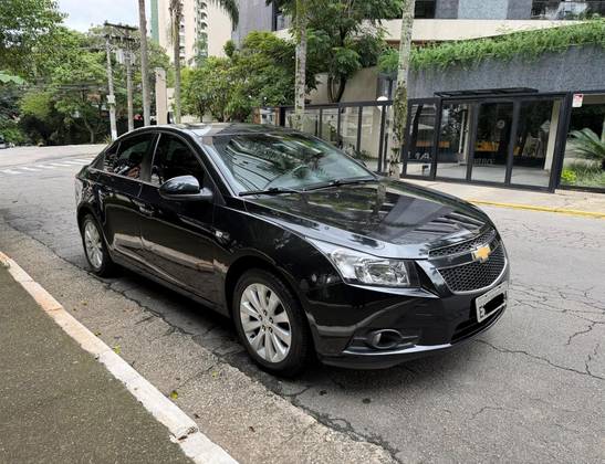 CHEVROLET CRUZE 1.8 LTZ 16V FLEX 4P AUTOMÁTICO CHEVROLET CRUZE 1.8 LTZ 16V FLEX 4P AUTOMÁTICO